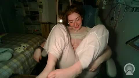 Saoirse online show from April 25, 4:59 am