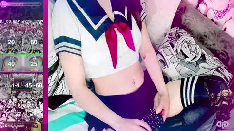 Snapshot of daddyslittlegirl01 chatting on January 17, 1:27 pm Im Andrea Nice to see you here I love patterns soo much online show from January 17, 1:27 pm