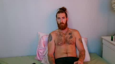 Snapshot of daddyunlocked chatting on September 20, 10:49 am daddyunlocked online show from September 20, 10:49 am