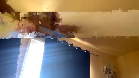 Snapshot of daddyway2happy chatting on January 19, 11:10 pm Let Me IRL online show from January 19, 11:10 pm