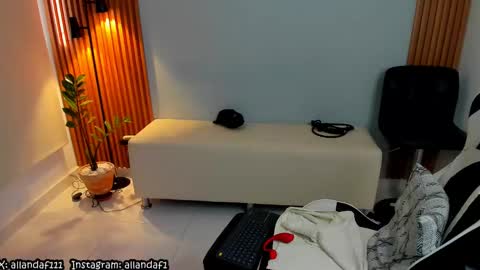 Snapshot of dafboy_ chatting on March 11, 10:20 pm Allan Daf online show from March 11, 10:20 pm