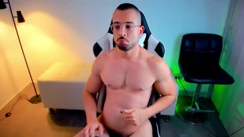 Snapshot of dafboy_ chatting on September 16, 5:25 pm Allan Daf online show from September 16, 5:25 pm