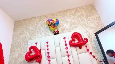 daffnelewis online show from February 23, 11:07 am