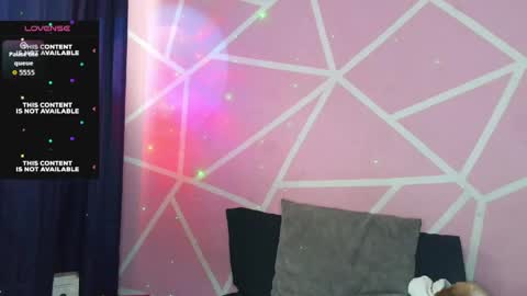 dafna lorens  online show from April 15, 5:42 pm