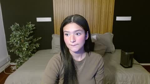 Snapshot of dafne_bss chatting on January 23, 5:35 am dafne_bss online show from January 23, 5:35 am