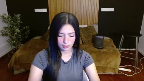 Snapshot of dafne_bss chatting on February 7, 5:10 am dafne_bss online show from February 7, 5:10 am