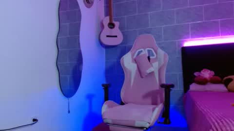 dafne_hot77 online show from April 21, 6:44 pm