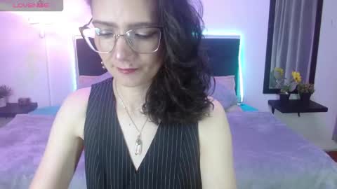 Snapshot of dafne_xx_ chatting on October 17, 1:35 pm dafne_xx_ online show from October 17, 1:35 pm
