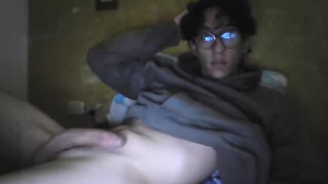 Snapshot of dag3rdick chatting on February 12, 3:29 am Dager Dick online show from February 12, 3:29 am