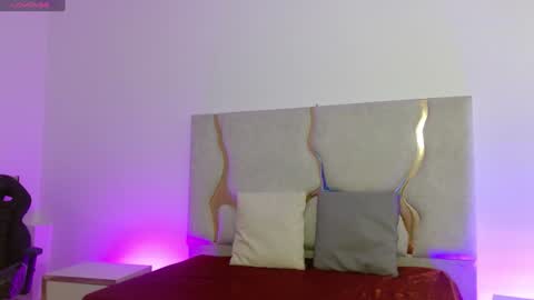 dahia  online show from January 31, 3:20 am