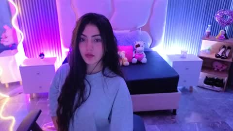Snapshot of dahia_tay chatting on May 2, 3:11 am dahia online show from May 2, 3:11 am