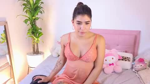 Dahiana online show from March 6, 9:00 pm