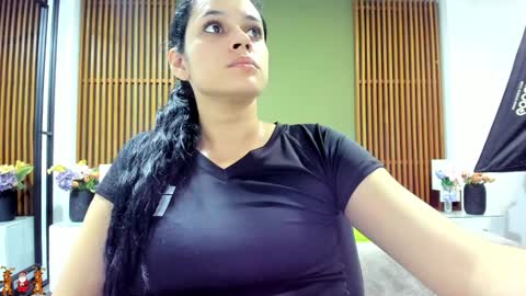 Dahiana  online show from December 14, 7:36 pm