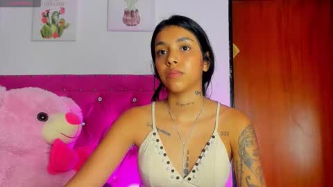 Snapshot of dahiangomezz chatting on November 9, 9:29 am online show from November 9, 9:29 am