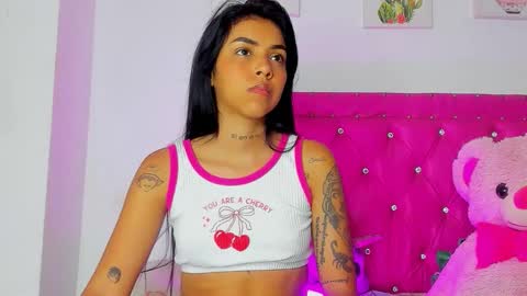    online show from March 14, 8:25 pm