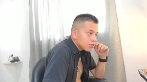 Snapshot of dahiatsu_coral chatting on March 11, 3:56 pm dahiatsu_coral online show from March 11, 3:56 pm