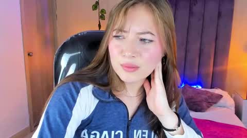 Dahlia online show from December 21, 6:09 am