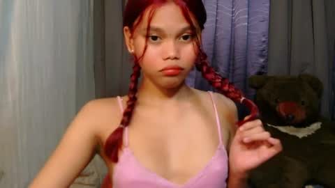 yourgirlydahlia online show from June 12, 6:18 pm