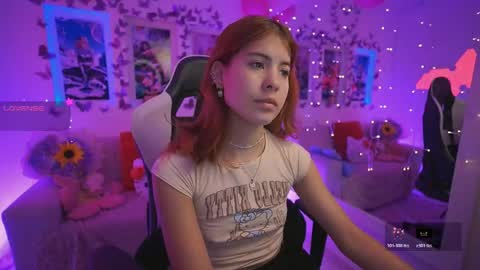 Dahlia Grey online show from May 29, 12:25 pm