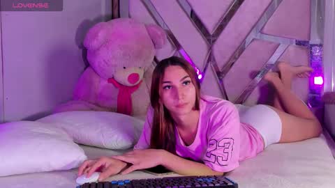 daicell juliana online show from January 13, 4:29 am