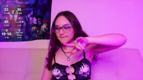 Natalia  online show from October 18, 12:57 am