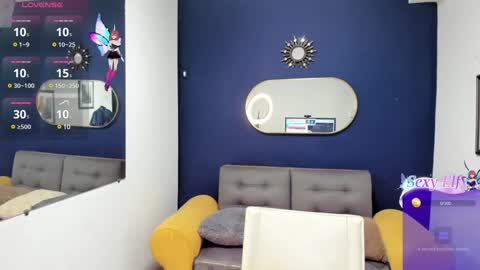 Snapshot of dainaevans chatting on January 23, 1:41 am dainaevans online show from January 23, 1:41 am