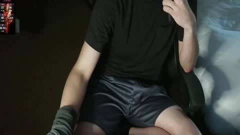 daintydusk1 online show from April 6, 10:11 pm