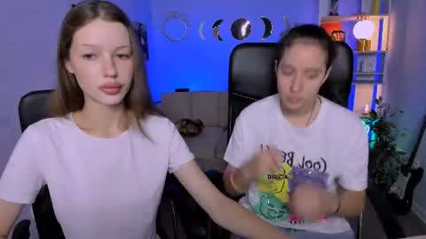 daisy online show from July 12, 9:11 am