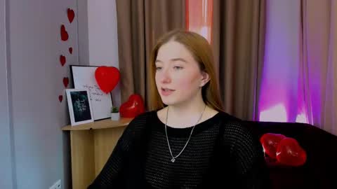 Snapshot of daisy_candy chatting on February 26, 1:41 pm Little Di online show from February 26, 1:41 pm