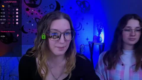 Little Di online show from April 22, 2:14 am