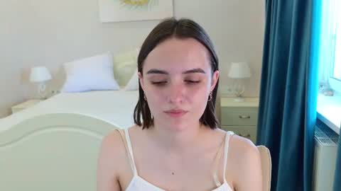 Daisy online show from June 20, 8:17 am