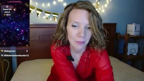 daisy_lovely online show from March 3, 4:29 am