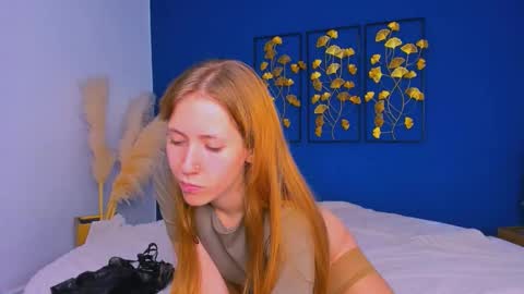 Daisy Swanson online show from October 29, 3:47 pm