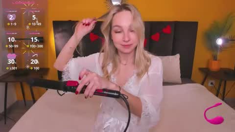 daisymellifluous online show from February 17, 1:35 am