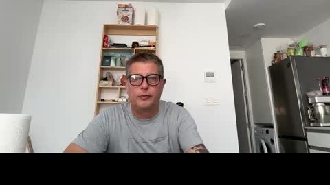 Snapshot of daitarniii chatting on October 12, 12:37 pm daitarniii online show from October 12, 12:37 pm