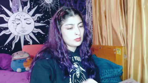 Snapshot of dak_7 chatting on December 21, 7:45 am    --  -- help me reach 100 hands up  online show from December 21, 7:45 am