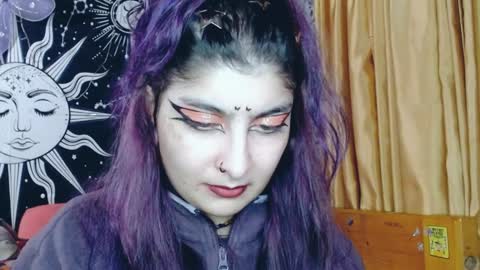 Snapshot of dak_7 chatting on December 24, 4:55 am    --  -- help me reach 100 hands up  online show from December 24, 4:55 am