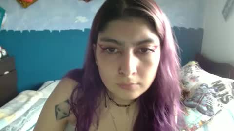 Snapshot of dak_7 chatting on December 31, 8:56 pm    --  -- help me reach 100 hands up  online show from December 31, 8:56 pm