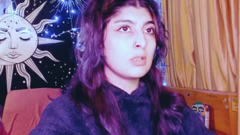 Snapshot of dak_7 chatting on January 3, 3:16 am    --  -- help me reach 100 hands up  online show from January 3, 3:16 am