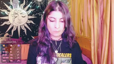 Snapshot of dak_7 chatting on January 8, 2:14 am    --  -- help me reach 100 hands up  online show from January 8, 2:14 am