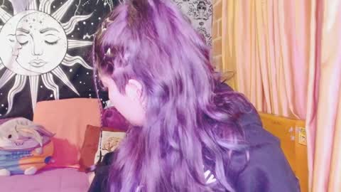 Snapshot of dak_7 chatting on January 12, 5:13 am    --  -- help me reach 100 hands up  online show from January 12, 5:13 am