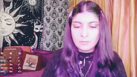 Snapshot of dak_7 chatting on January 14, 5:51 am    --  -- help me reach 100 hands up  online show from January 14, 5:51 am