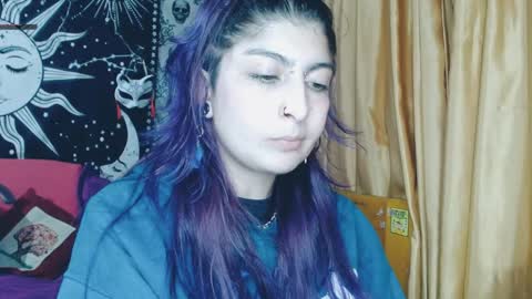 Snapshot of dak_7 chatting on January 23, 2:44 am    --  -- help me reach 100 hands up  online show from January 23, 2:44 am