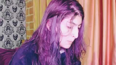 Snapshot of dak_7 chatting on February 13, 6:20 am    --  -- help me reach 100 hands up  online show from February 13, 6:20 am