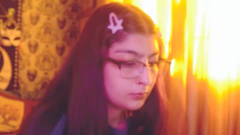 Snapshot of dak_7 chatting on October 2, 10:06 pm    --  -- help me reach 100 hands up  online show from October 2, 10:06 pm