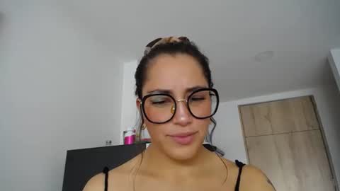 Snapshot of dakota01_ chatting on December 2, 5:41 pm IG dakotasofiaa online show from December 2, 5:41 pm