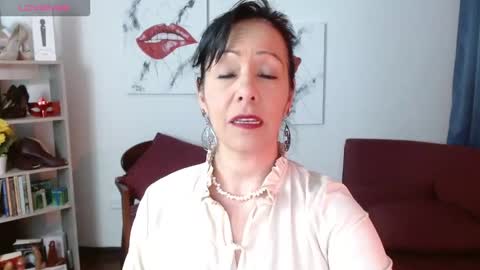 Snapshot of dakota_jobs chatting on November 12, 9:25 pm Dakota Jobs online show from November 12, 9:25 pm