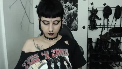 Snapshot of dakota_krall_ chatting on September 11, 4:12 am dakota online show from September 11, 4:12 am