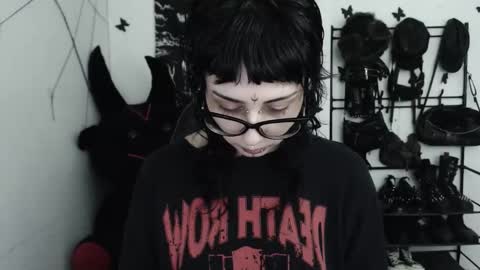 dakota online show from March 8, 3:10 am