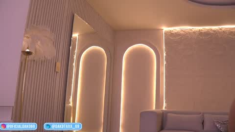 dako online show from March 27, 12:16 am